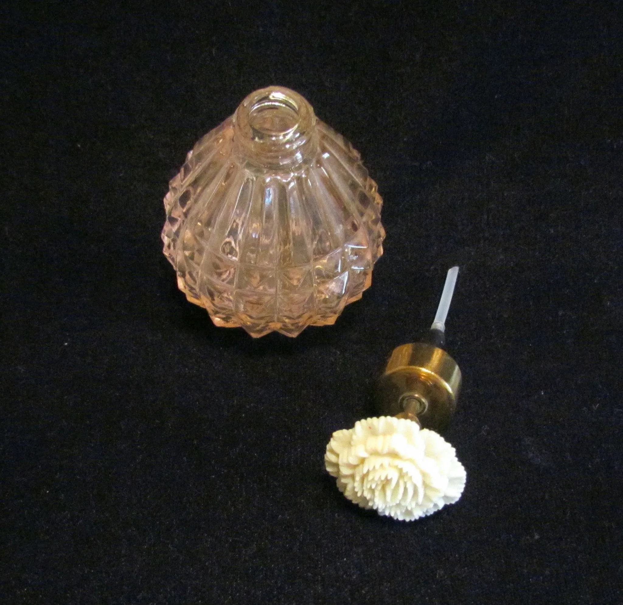 1940s Atomizer Perfume Bottle Pink Depression Glass Floral Carnation Excellent Working Condition