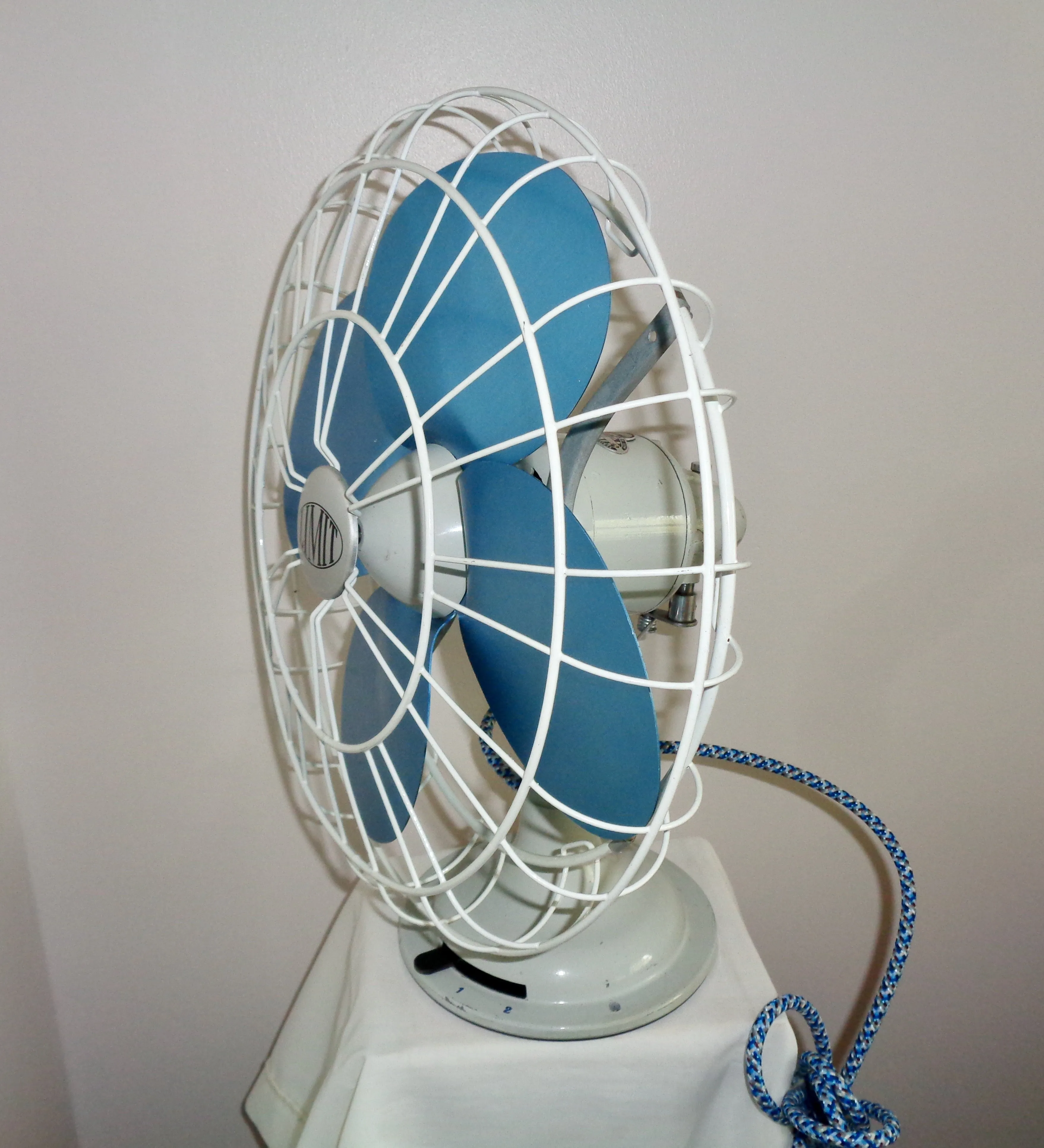 1950s 12 inch Vintage Limit Desk Fan With Blue Blades And Grey Body