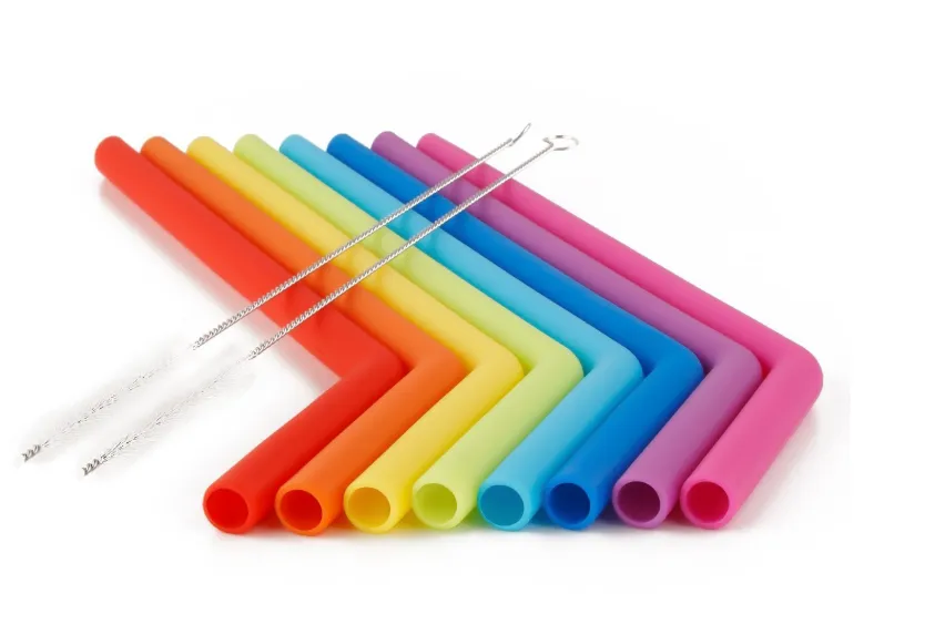 AWESOME REUSABLE RAINBOW SILICONE STRAWS (PACK OF 6   CLEANING BRUSH)