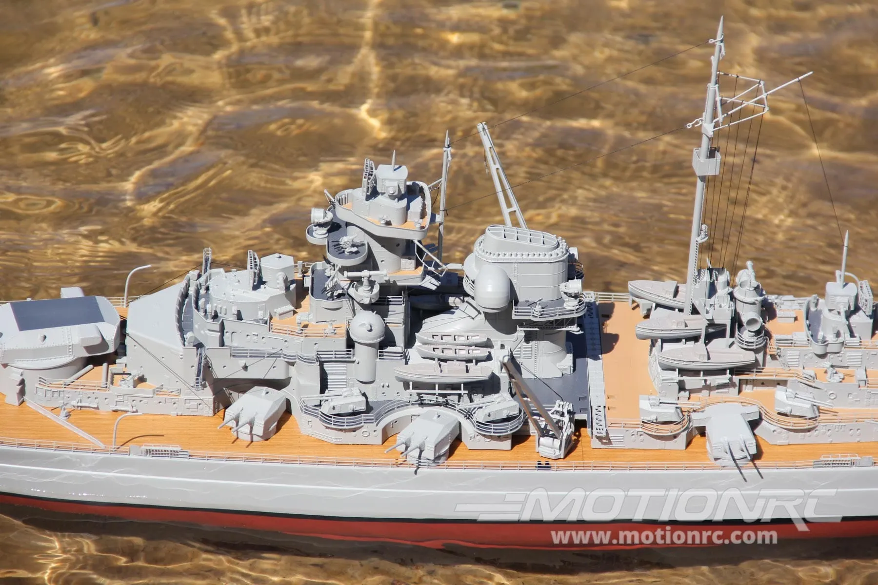 Bancroft Bismarck 1/200 Scale 1250mm (49") German Battleship - RTR