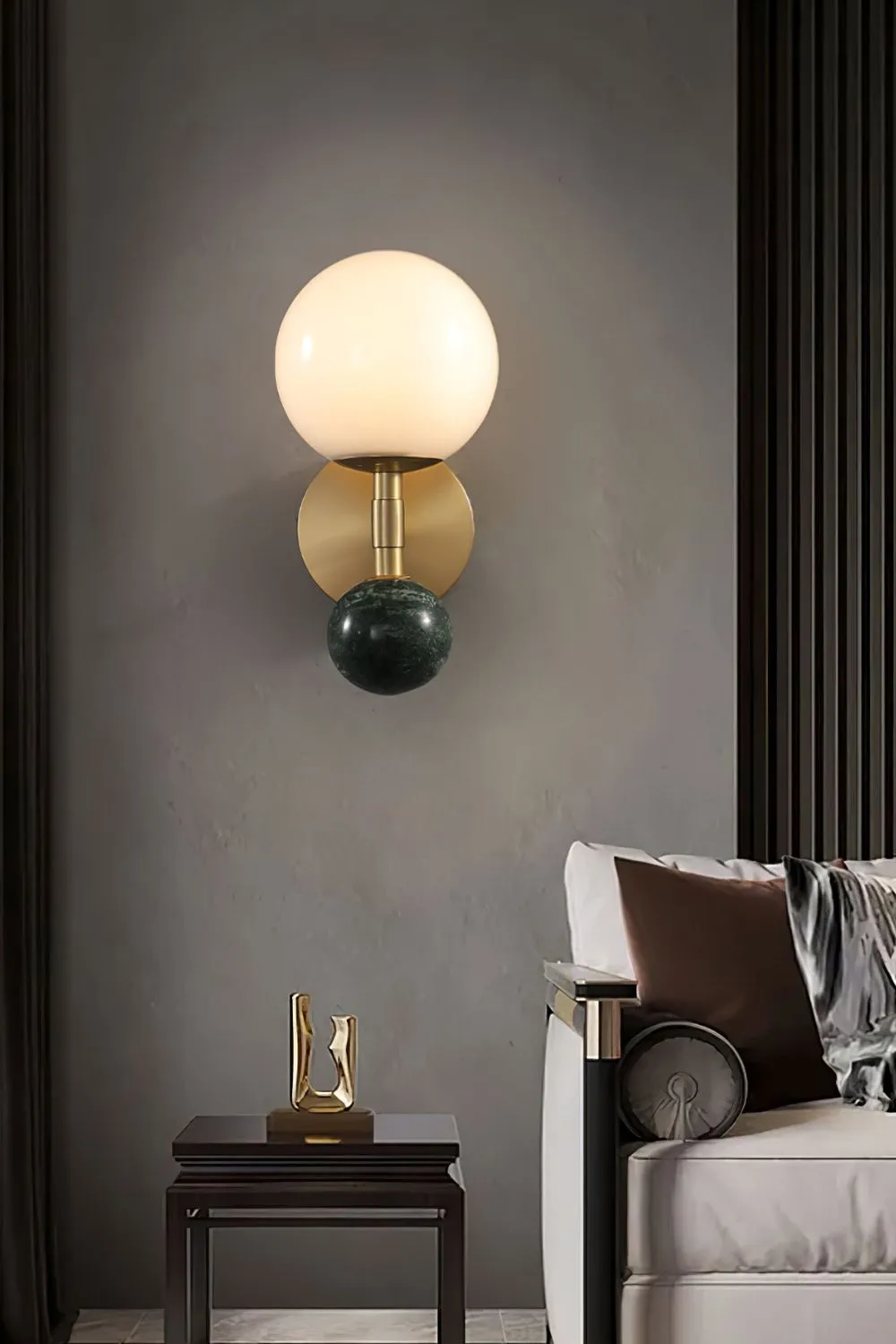 Dalt Wall Lamp