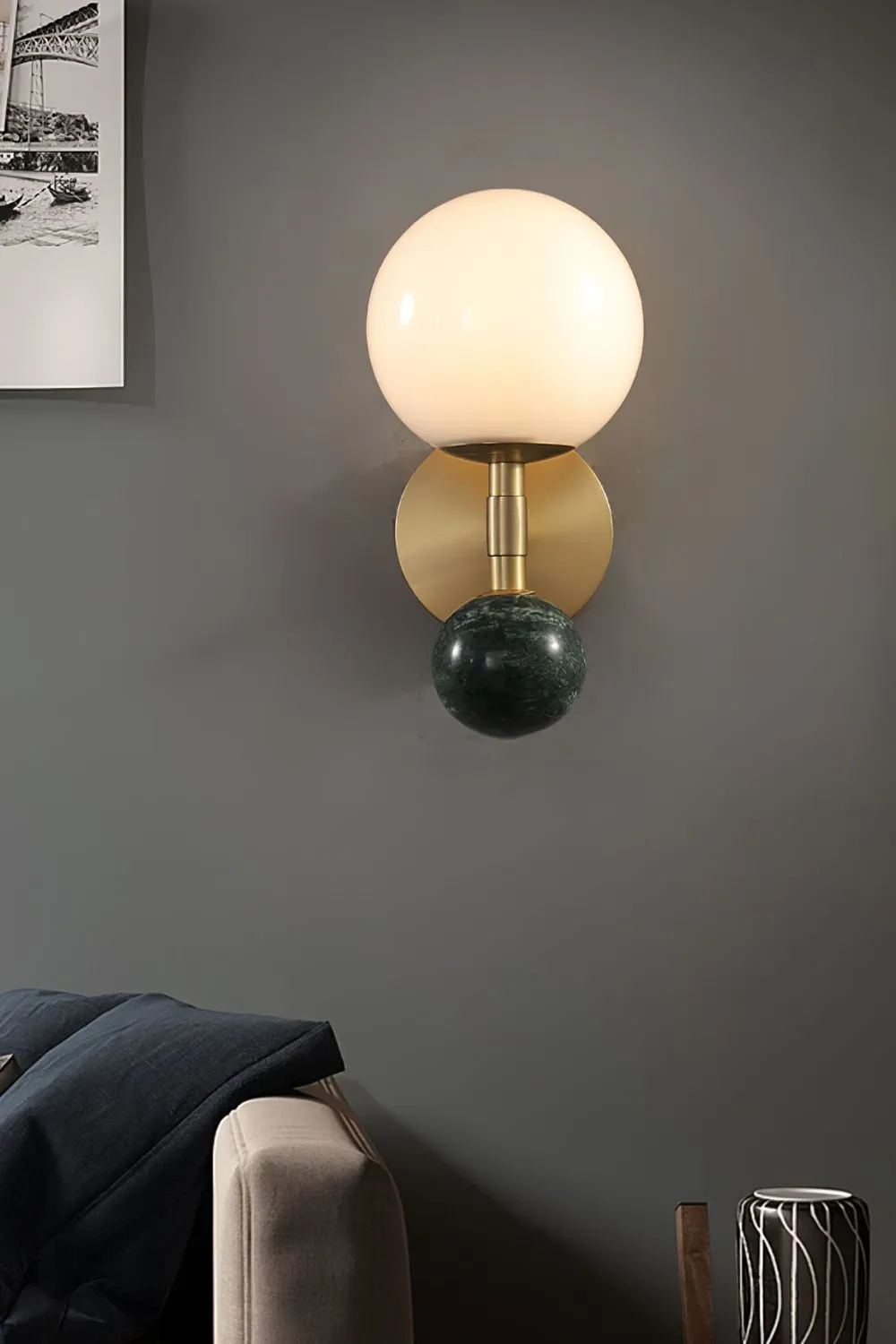 Dalt Wall Lamp