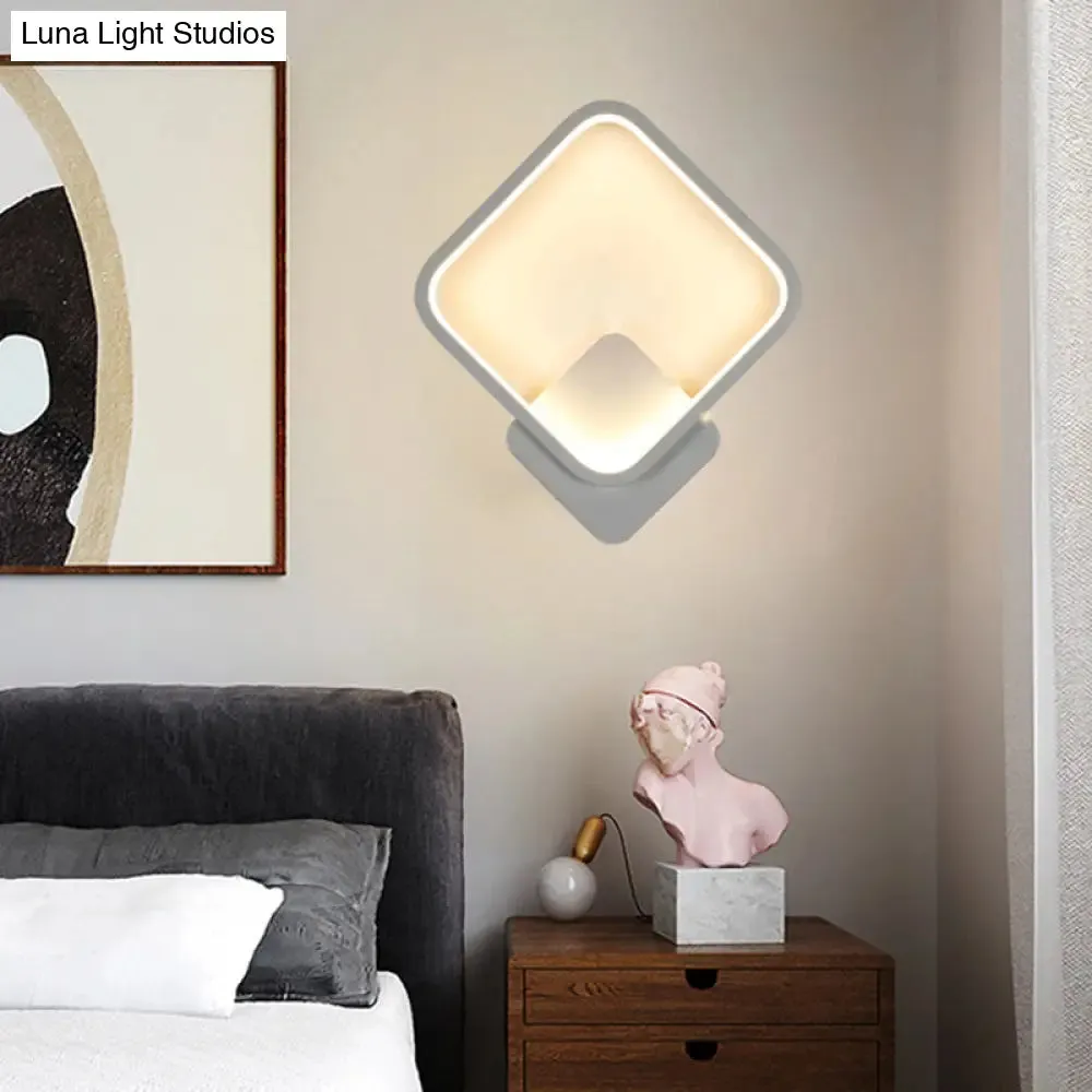 Nordic Line LED Wall Lamp for Corridor and Bedroom Ambient Lighting