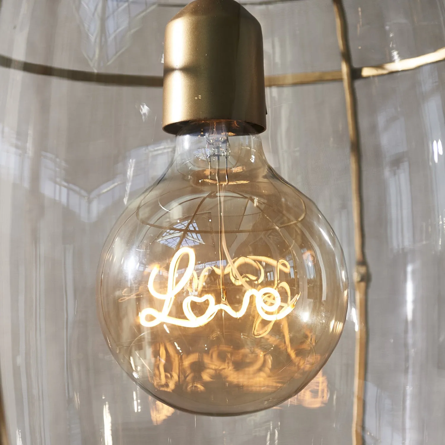 RM Love Hanging Lamp LED Bulb