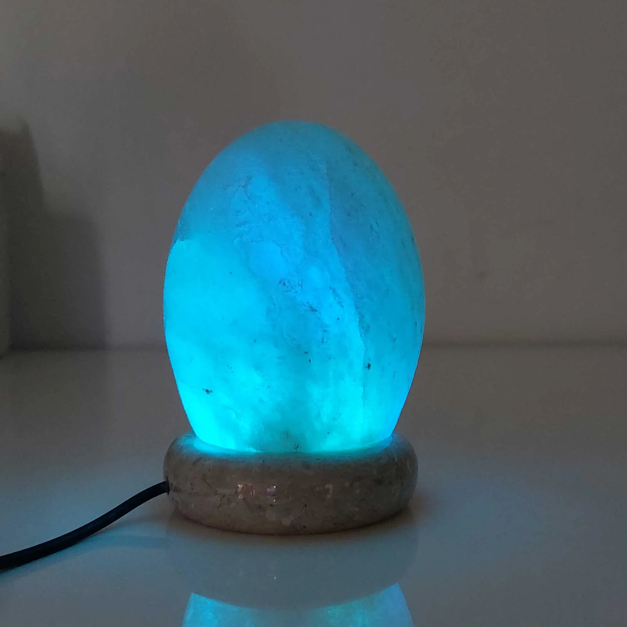 USB Colour Changing Egg Shape Himalayan Pink Salt Lamp Color Change LED Light