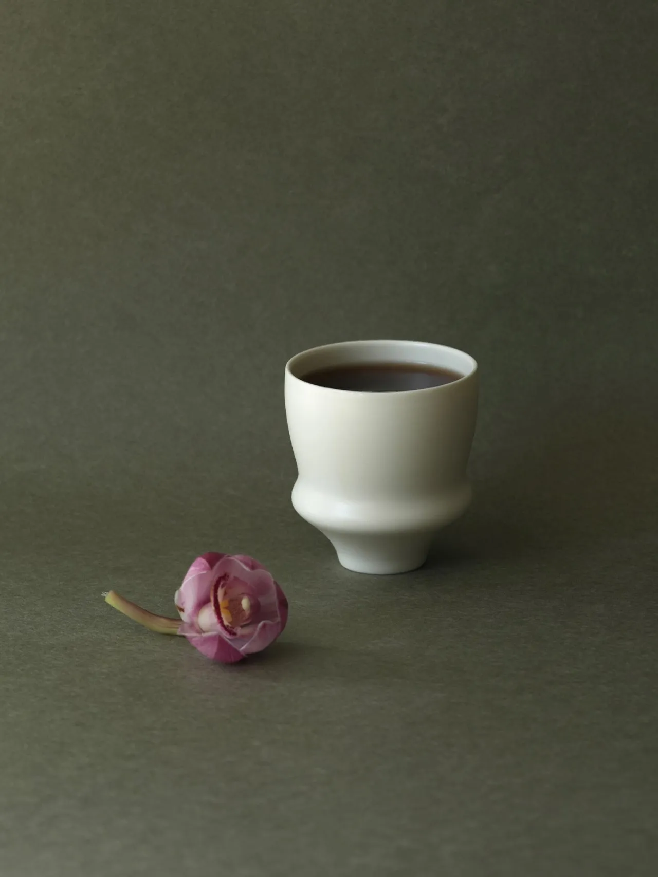 White Ceramic Belly Cup